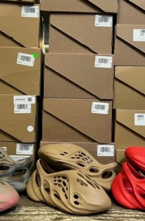 Yeezy Shoes Wholesale | Authentic yeezy shoes Pallet