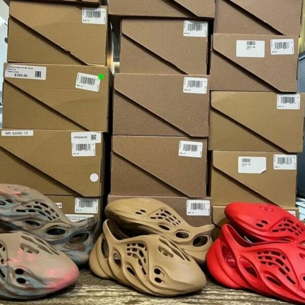 Yeezy Shoes Wholesale | Authentic yeezy shoes Pallet